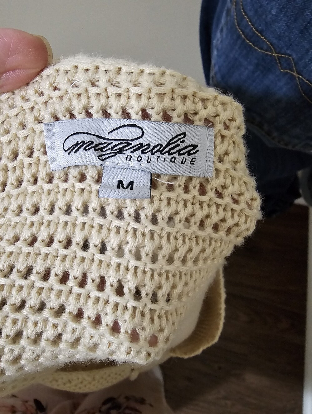 Cropped Sweater - Picture 3 of 4